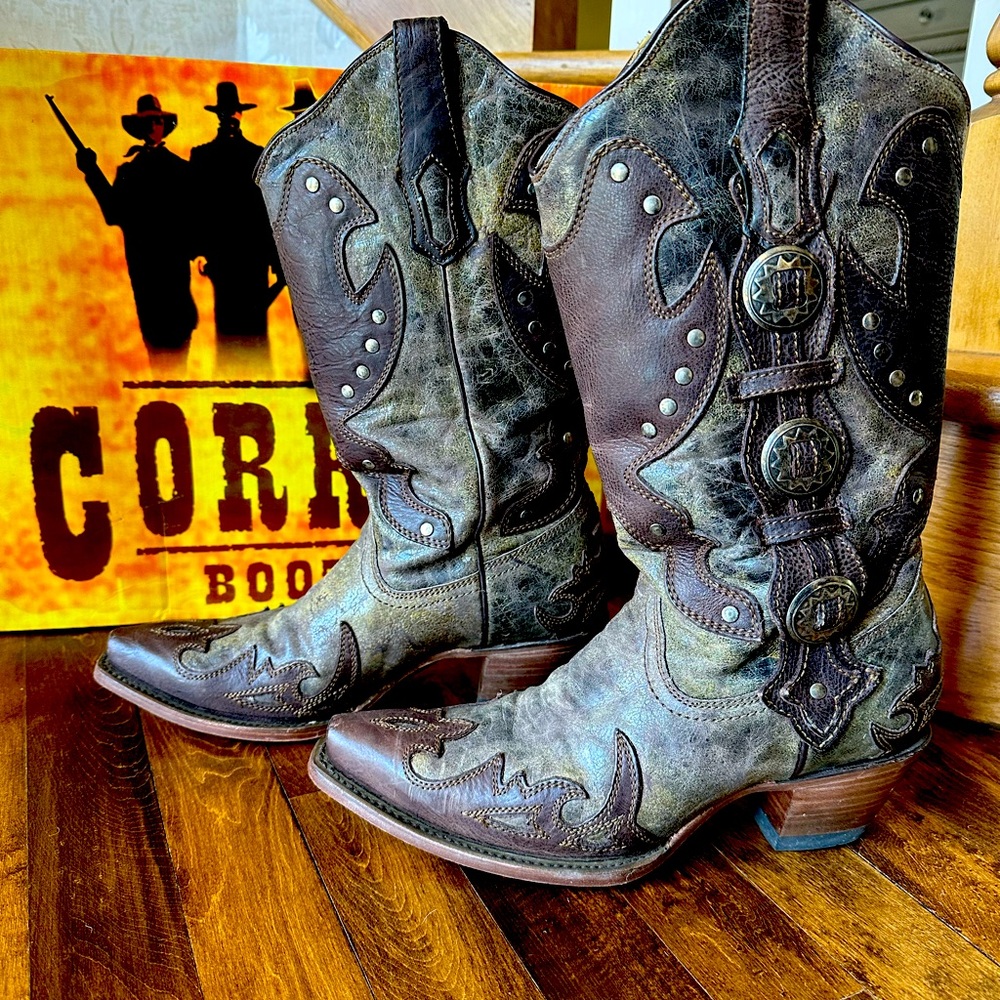 Women’s Corral Cowboy Boots